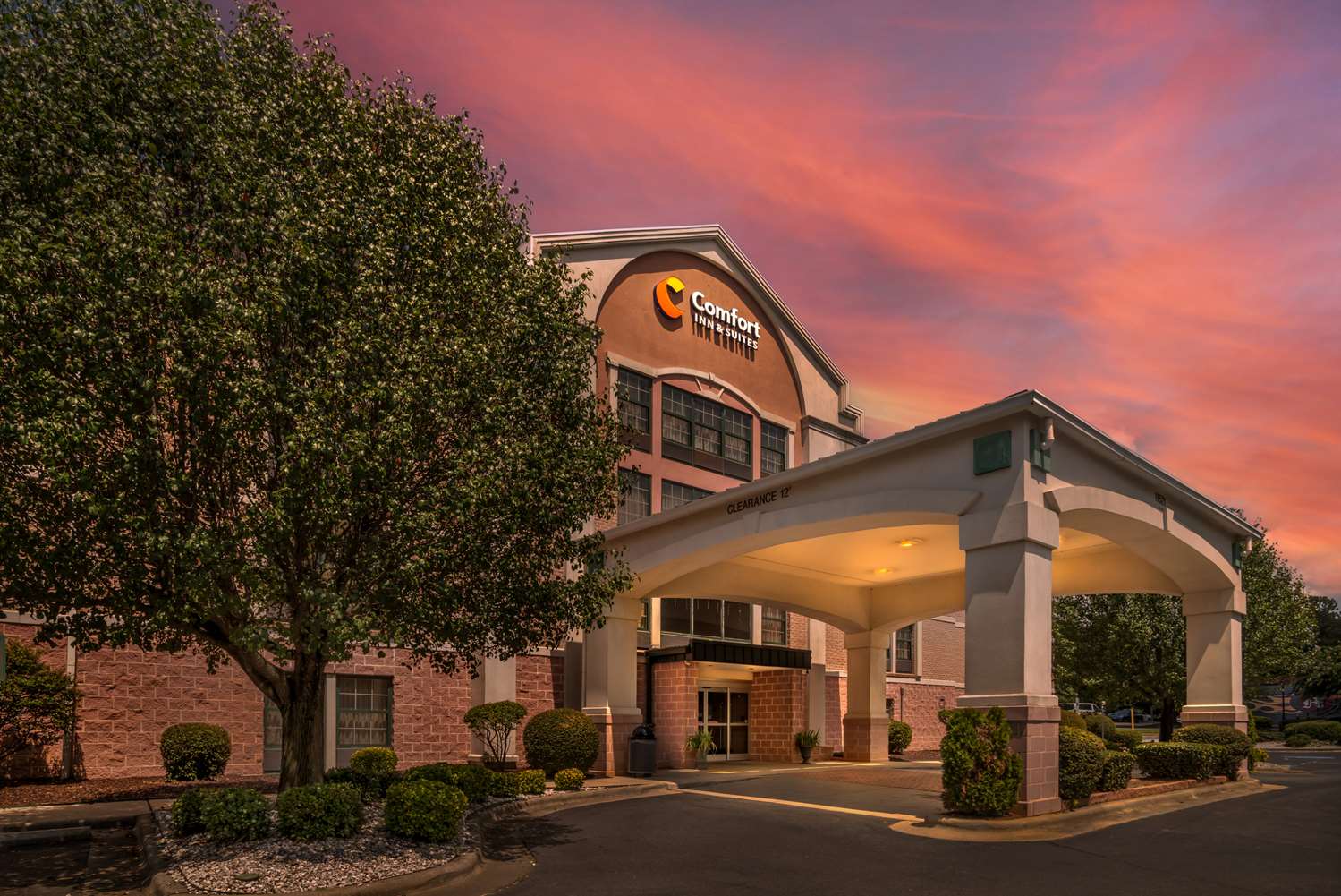Comfort Inn & Suites Cornelius Lake Norman NC 4/47