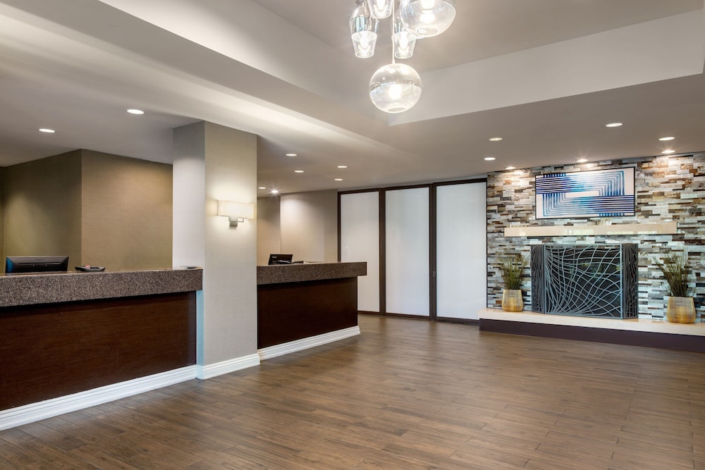 Residence Inn Las Vegas Hughes Center 8/48