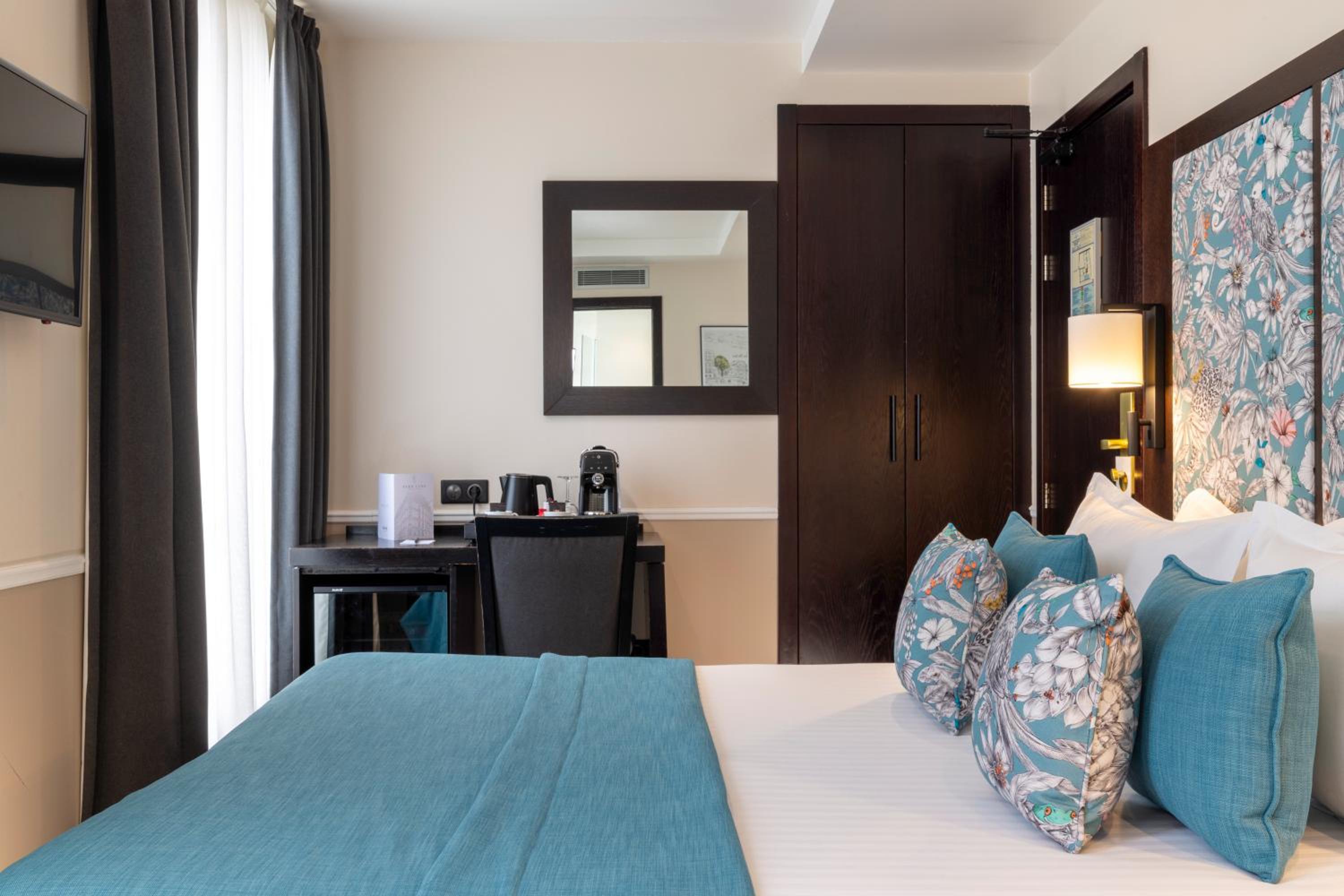 غرفة كلاسيكية بسرير كوين، PARK LANE(Formerly the ROCHAMBEAU) 4/7