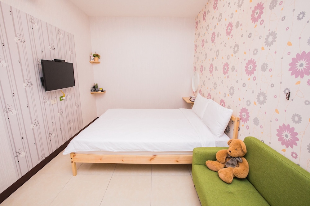 Snug Nine Inn 30/61