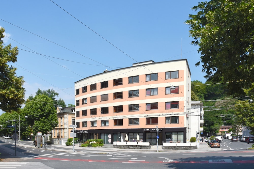 Hotel Neutor Betriebs Gmbh Formerly Am Neutor Hotel Salzburg Zentrum 3/62