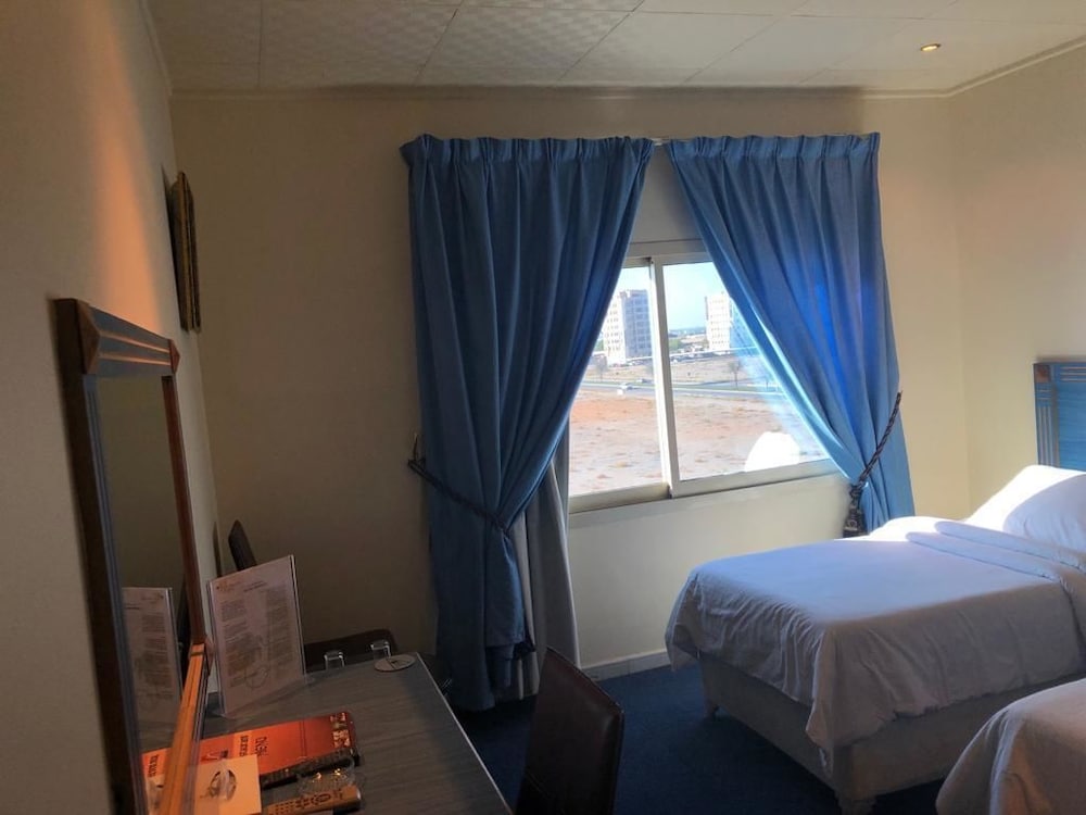 Julphar Hotel 20/42