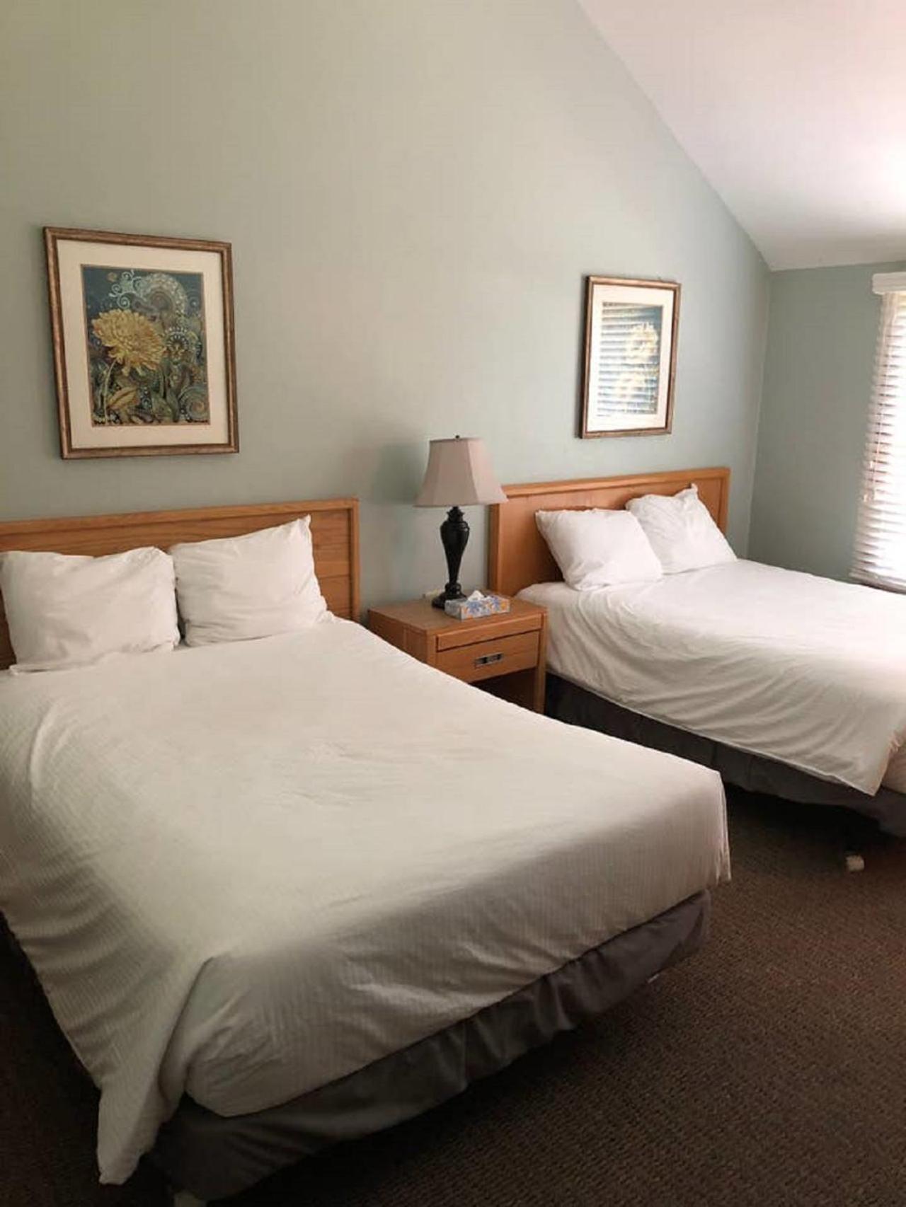Pocono Villas Resort 8/50