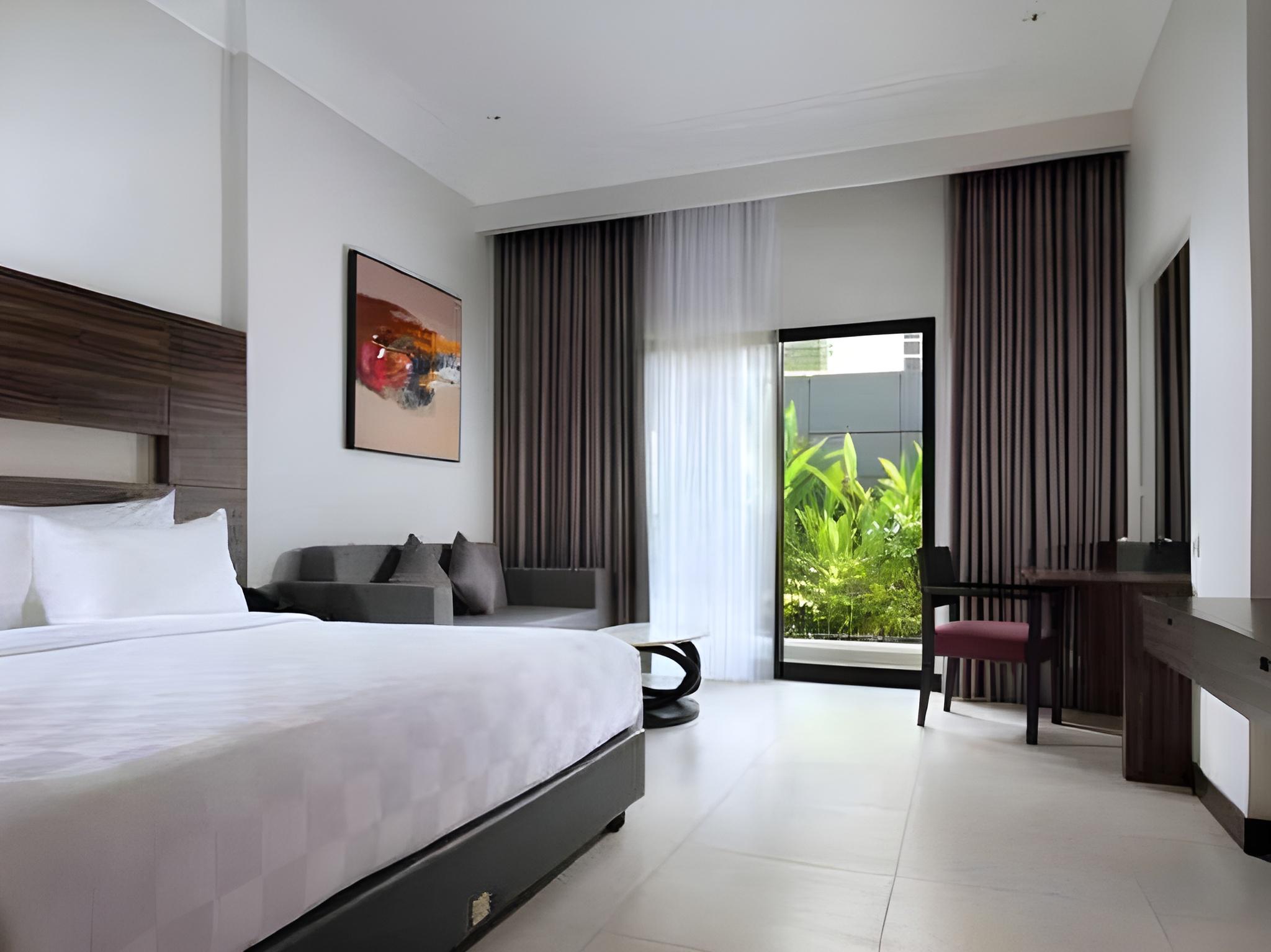Helios Hotel Bone 17/48
