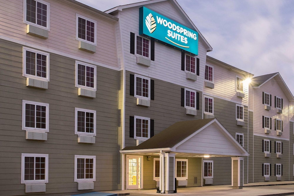 WoodSpring Suites Baton Rouge Airline Highway 5/54