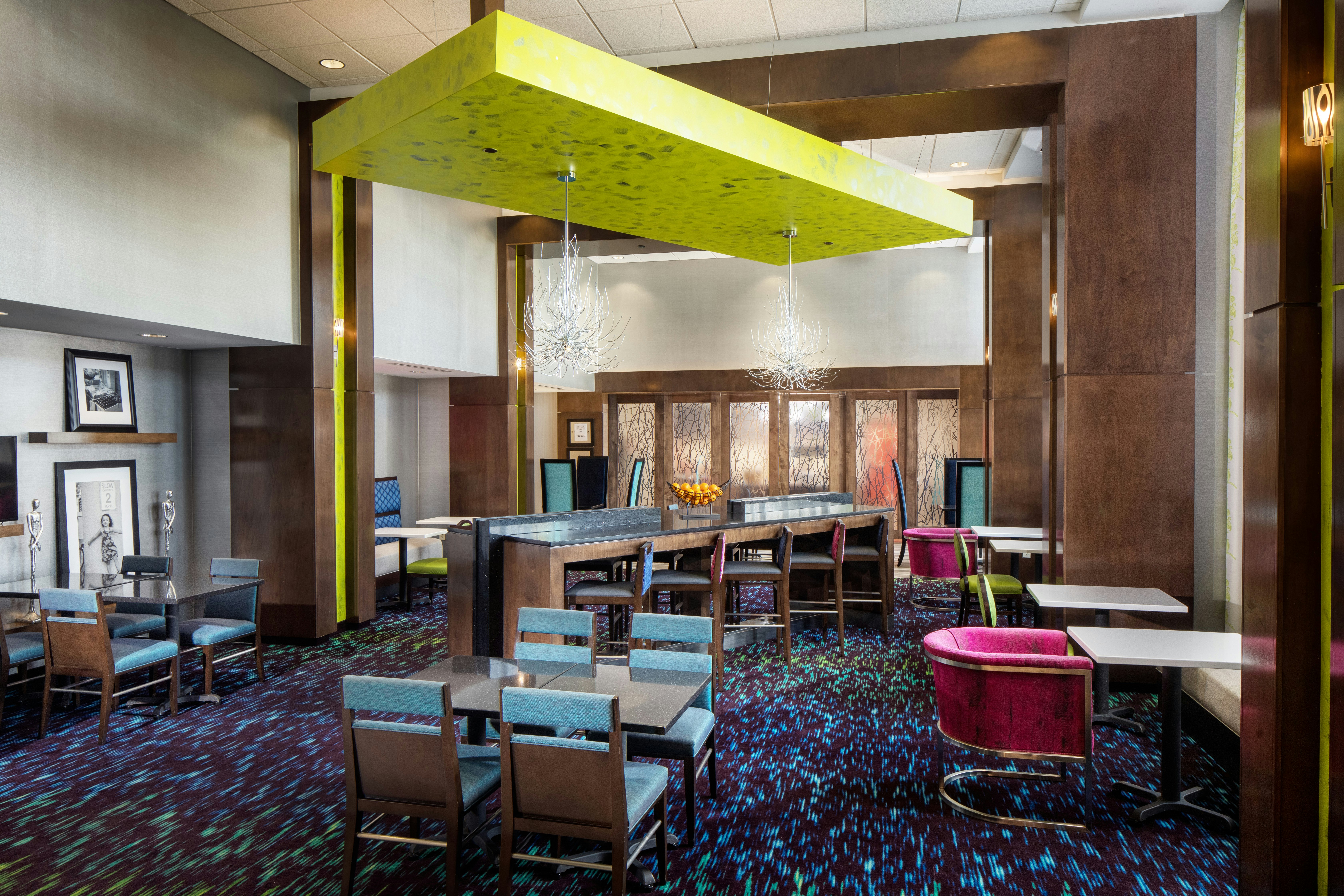 Hampton Inn Suites Charlotte Ballantyne Nc 51/74