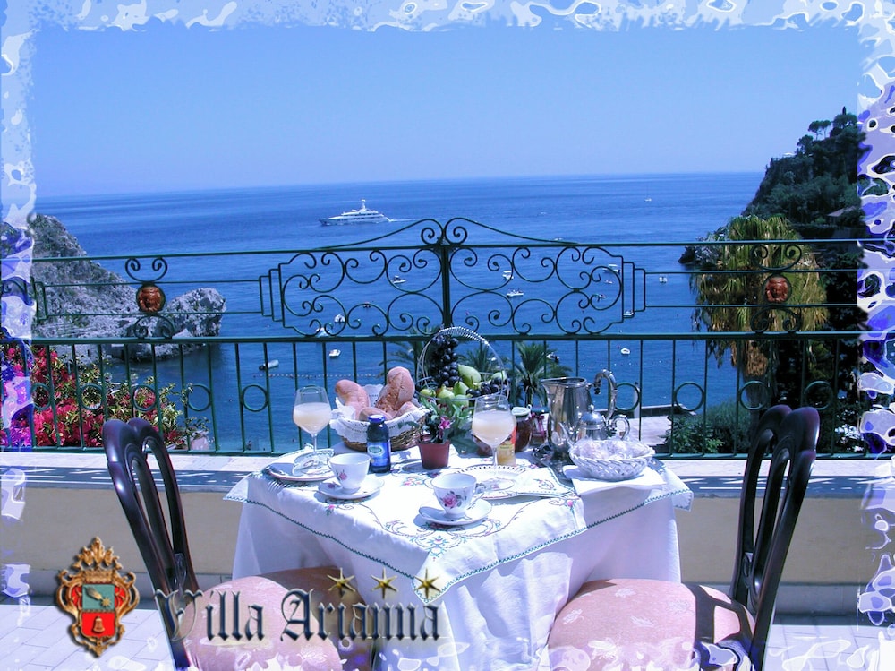 Villa Arianna 16/50