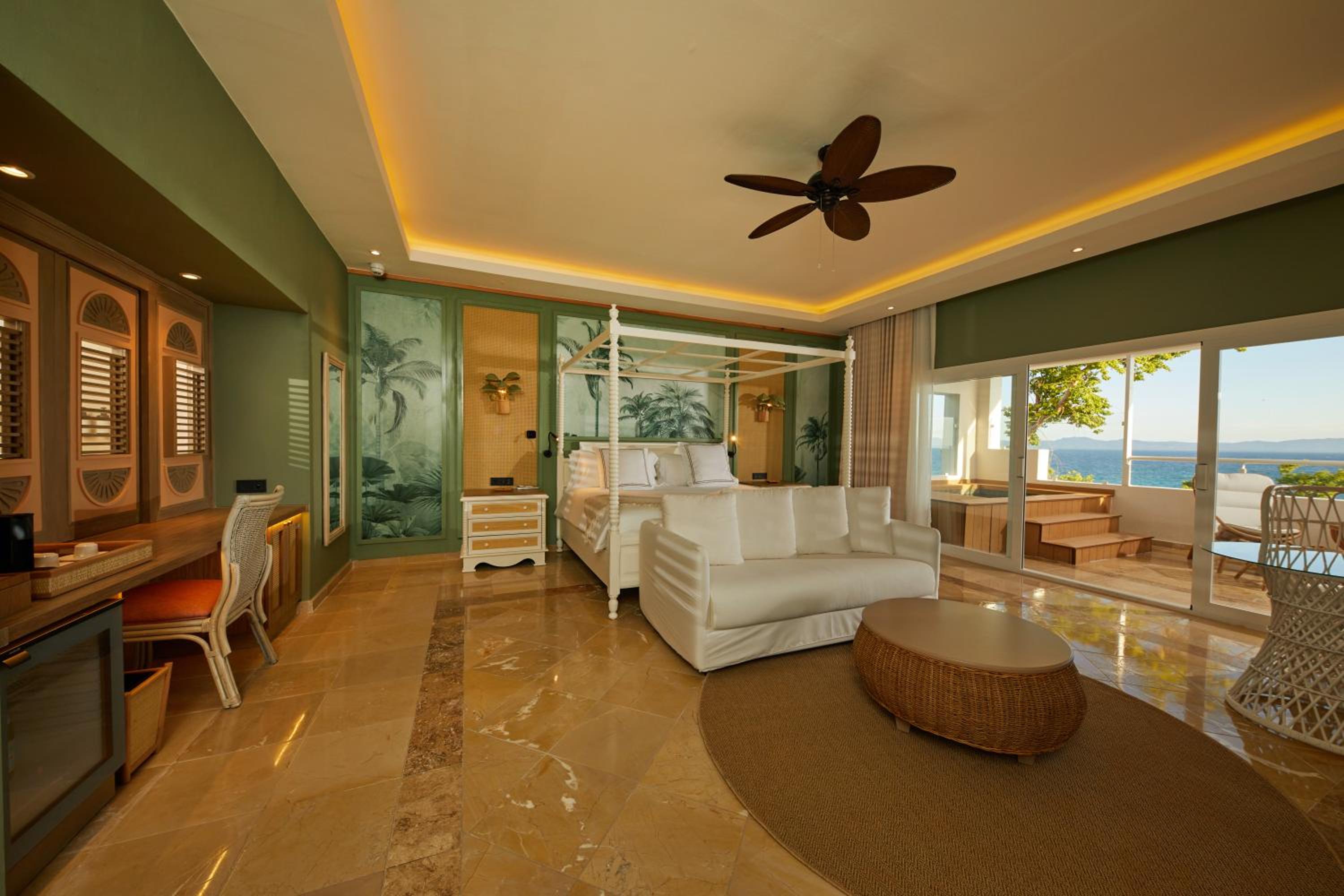 Junior Suite, 2 Double Beds, Sea View, Plunge Pool