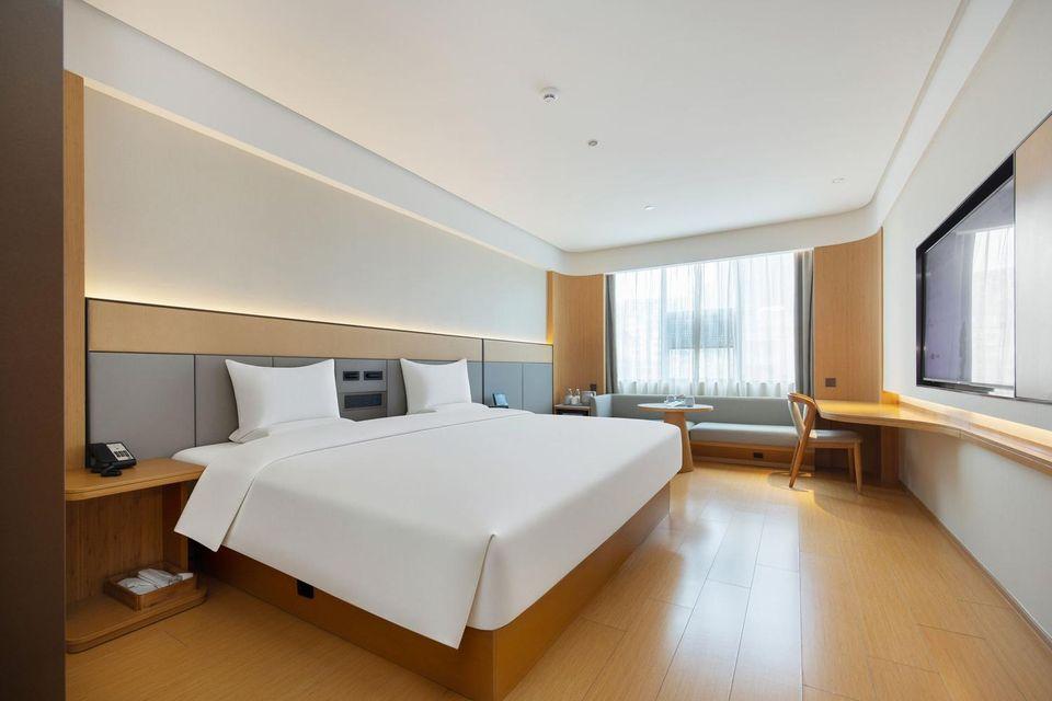 Relaxation, Superior, King Bed