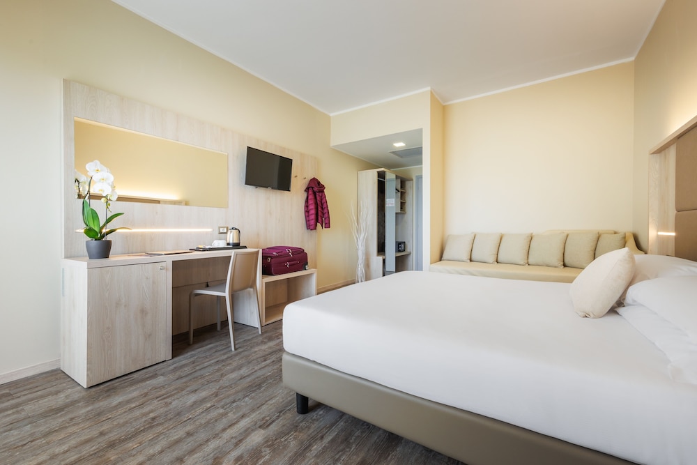 STANDARD, DOUBLE OR TWIN BED