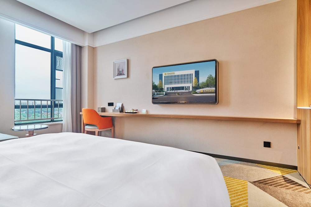 Wuhan Tianhe Airport Fliport Garden Hotel 8/31