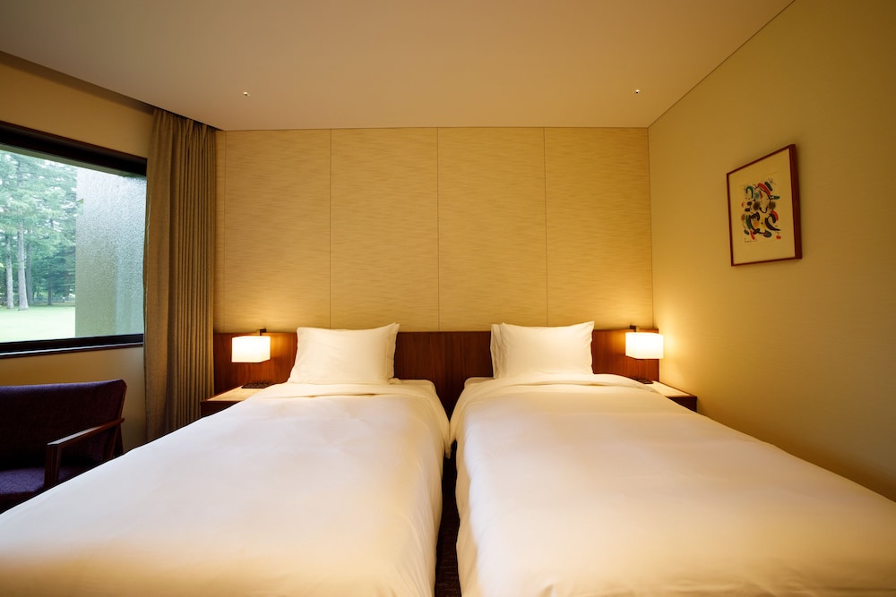 STANDARD, TWIN BEDS