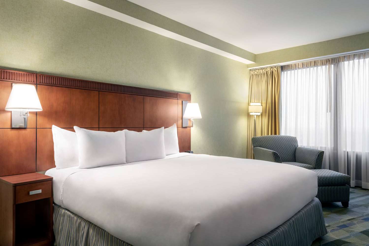 Wyndham Springfield City Centre 8/60