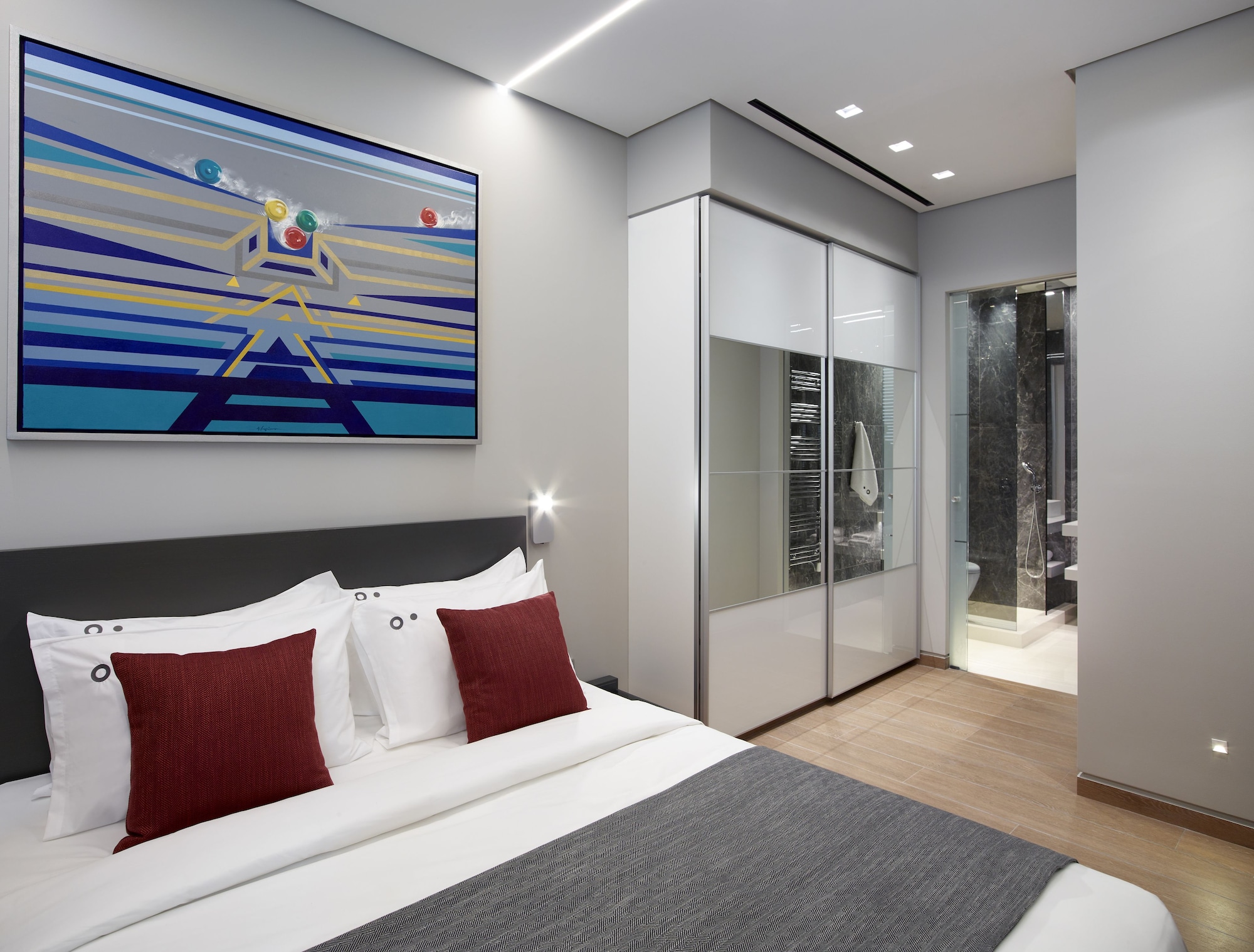 2 BEDROOMS, DELUXE, SUITE, QUEEN BED, SOFA