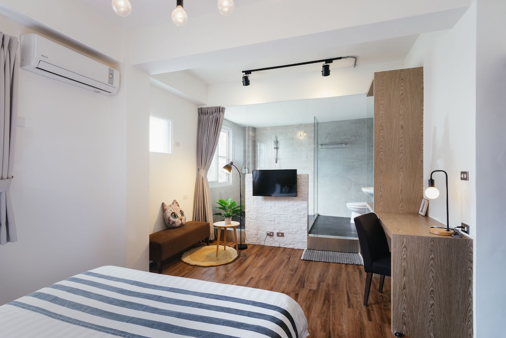 Mutter Apartment 22/50