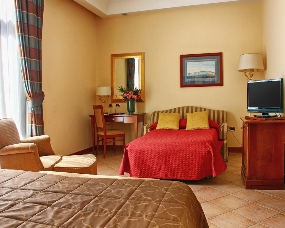 Le Cheminee Business Hotel 39/56