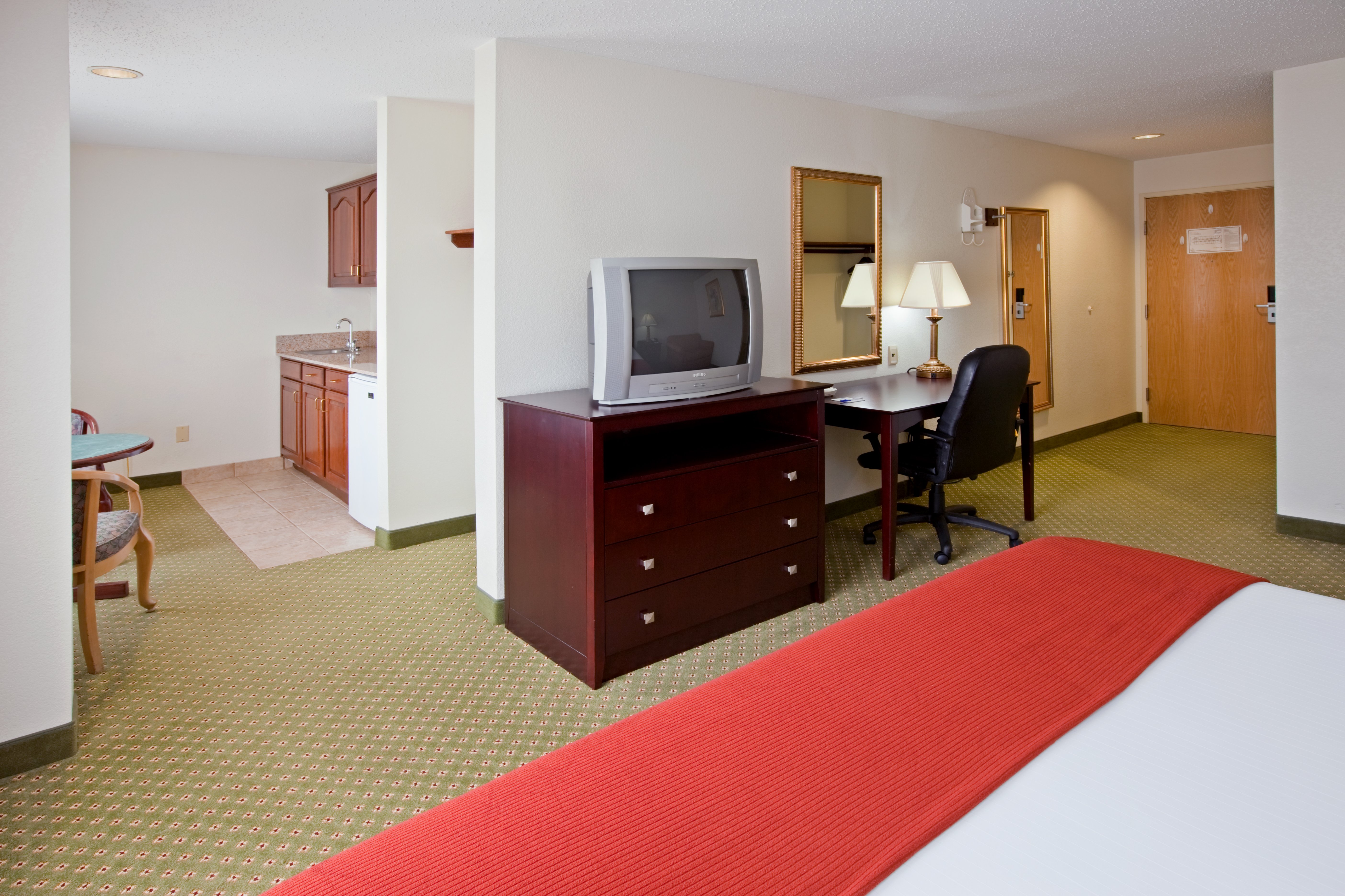 Holiday Inn Express Washington 36/45