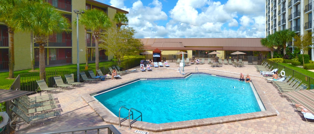 Rosen Inn Closest to Universal 54/62