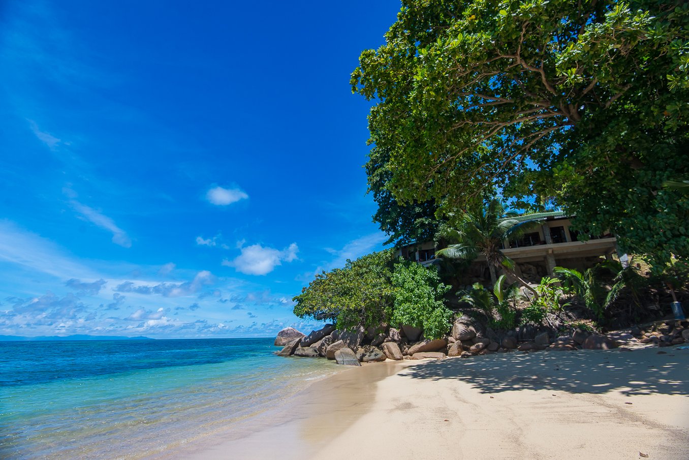 Coco de Mer Hotel and Black Parrot Suites 74/79