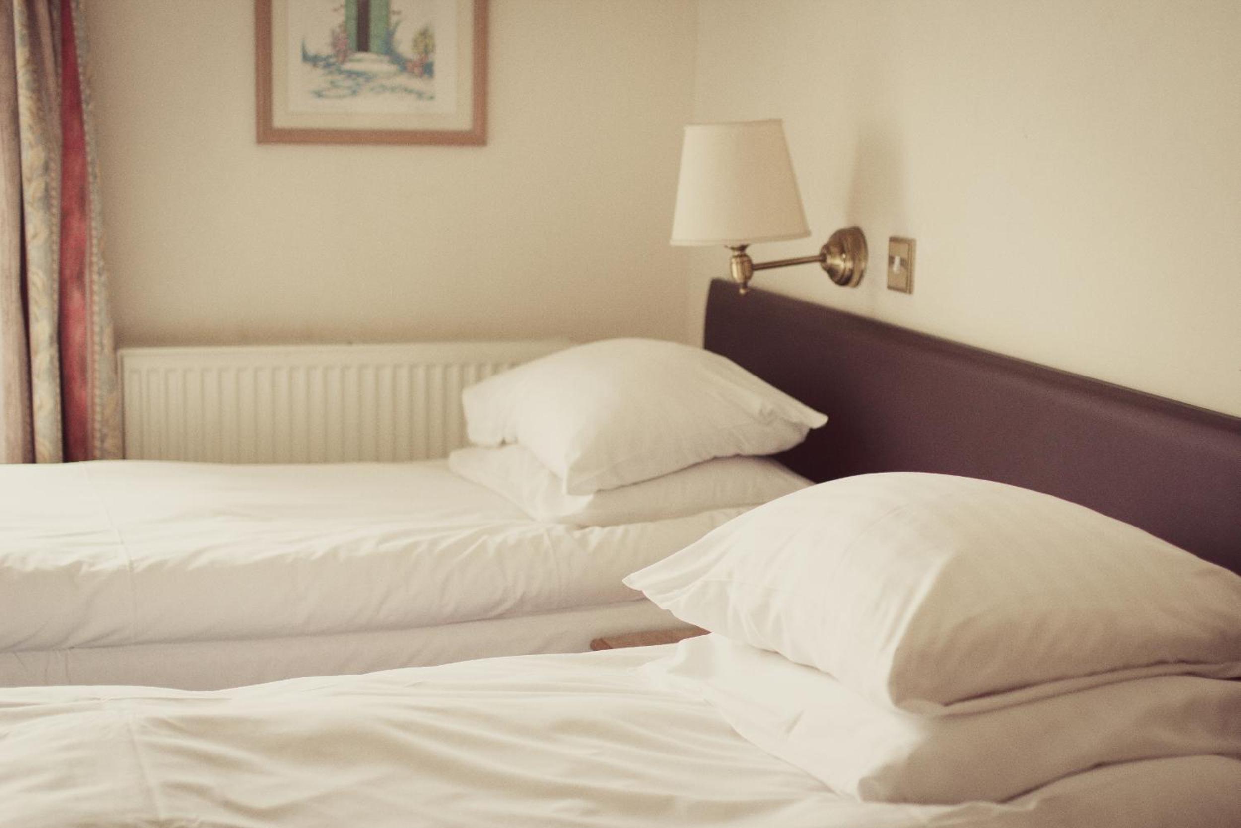 Abbey Lodge Hotel 30/40