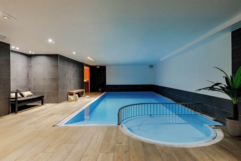Hotel Saint Sauveur 28/50