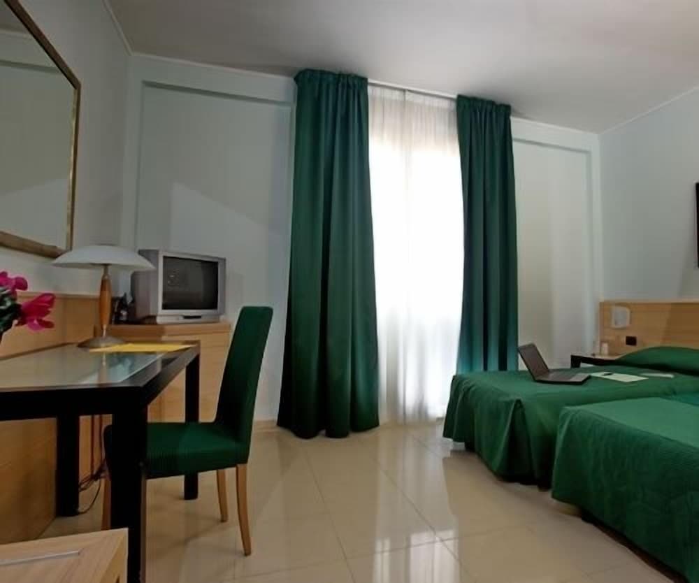 Le Torri Hotel 24/48