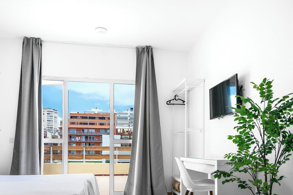 Hotel Valencia 6/55