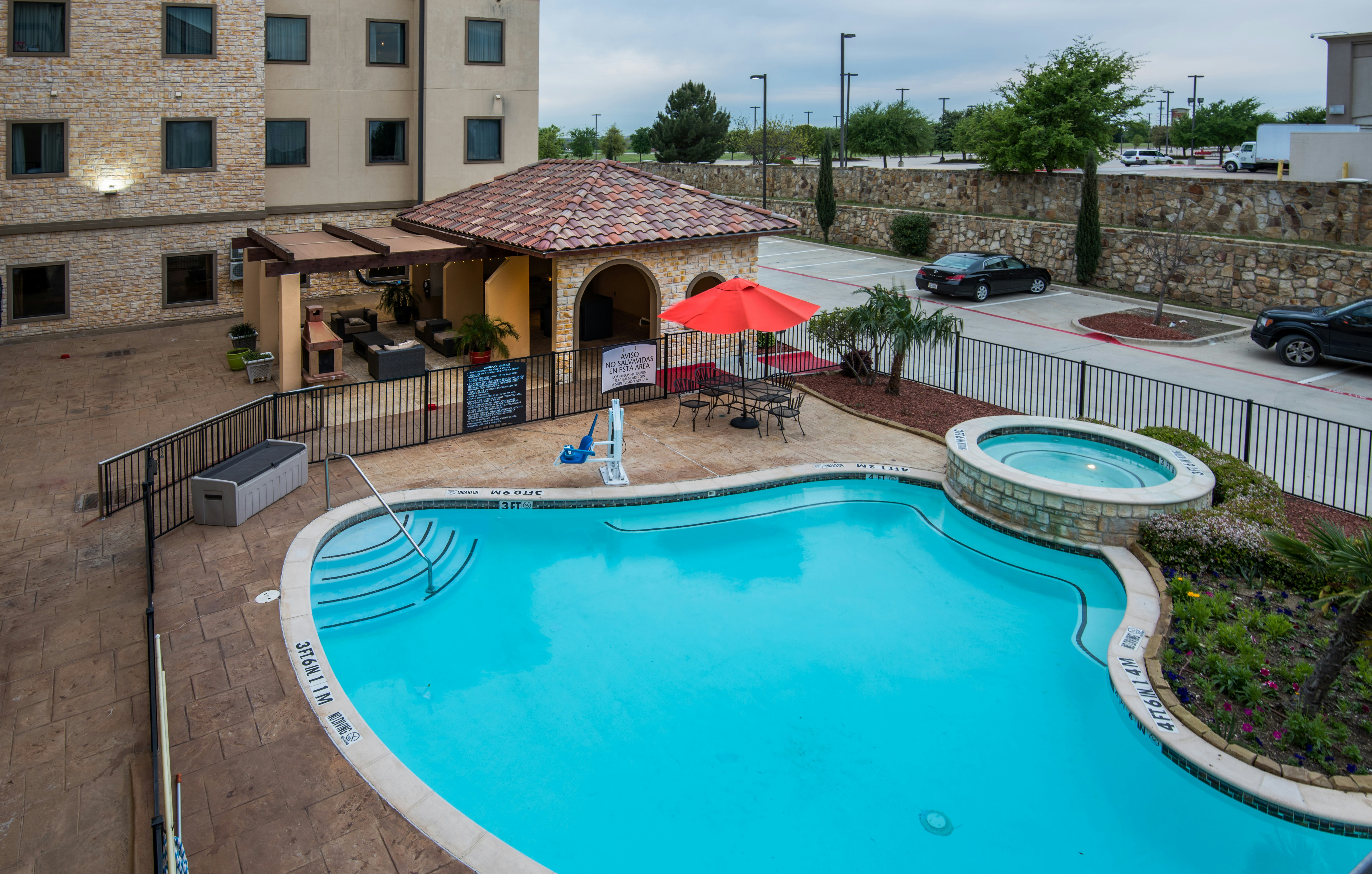 Staybridge Suites Dfw Airport North 75/75