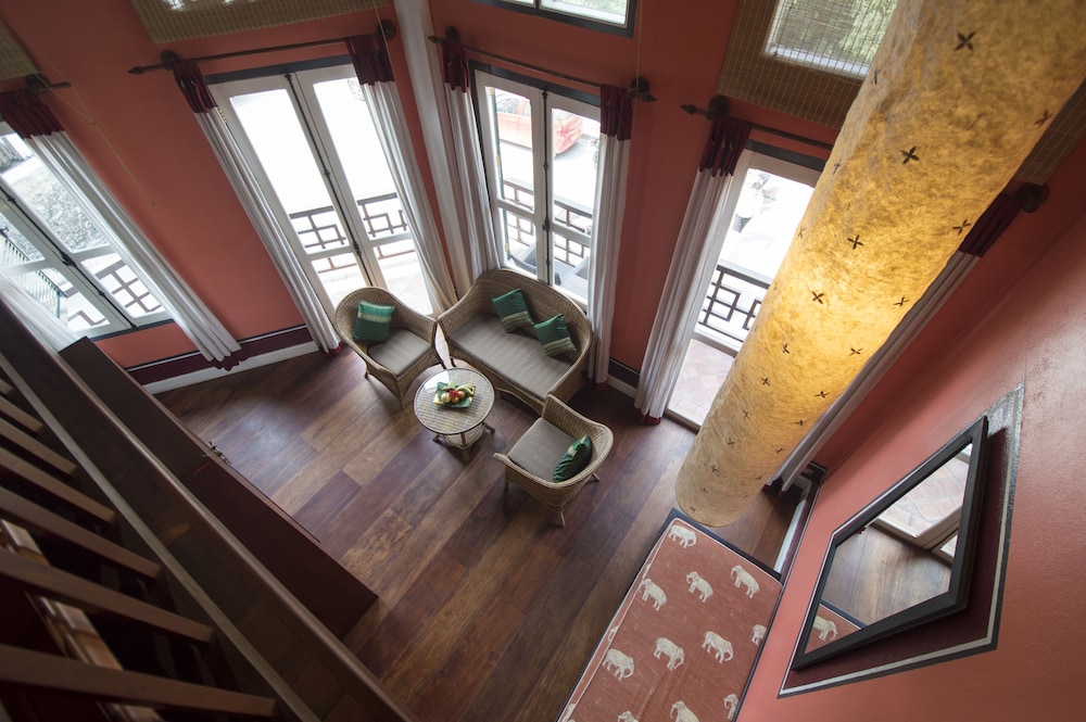 The Belle Rive Boutique Hotel 25/50