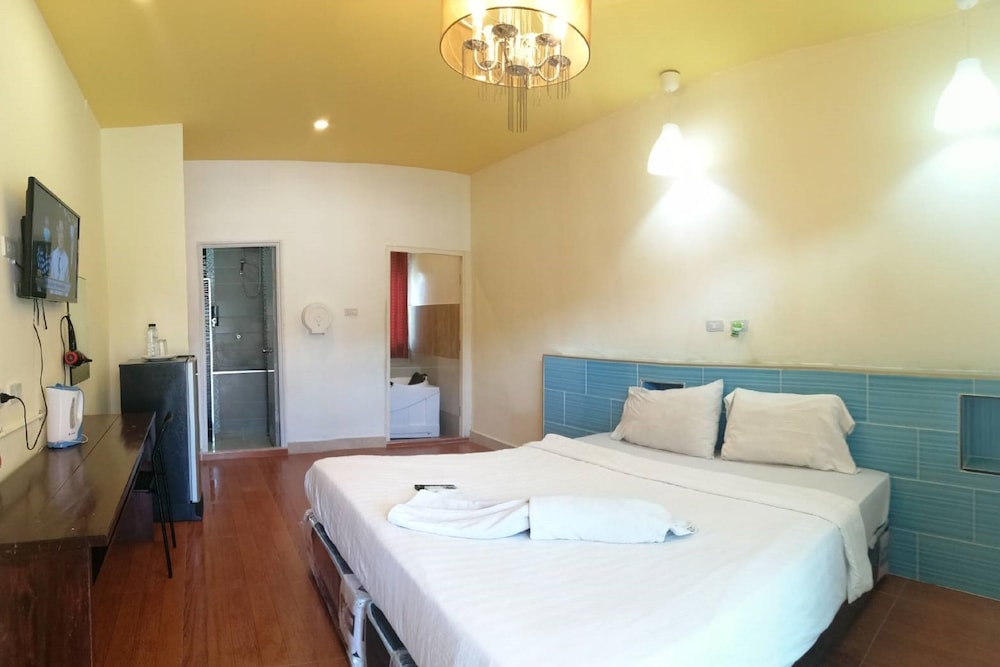 Baan Kaew Ruen Kwan 10/71