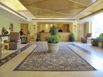 Ritz Plaza 9/50