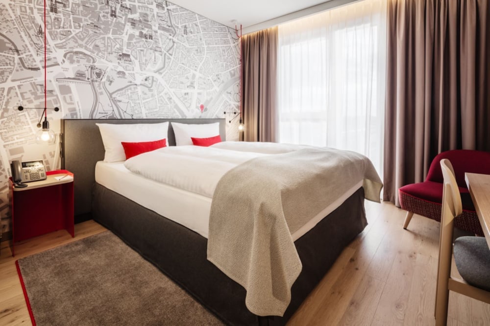 IntercityHotel Dortmund 6/30
