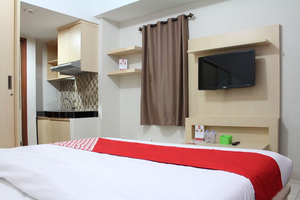 OYO 266 Margonda Residence 5 14/38