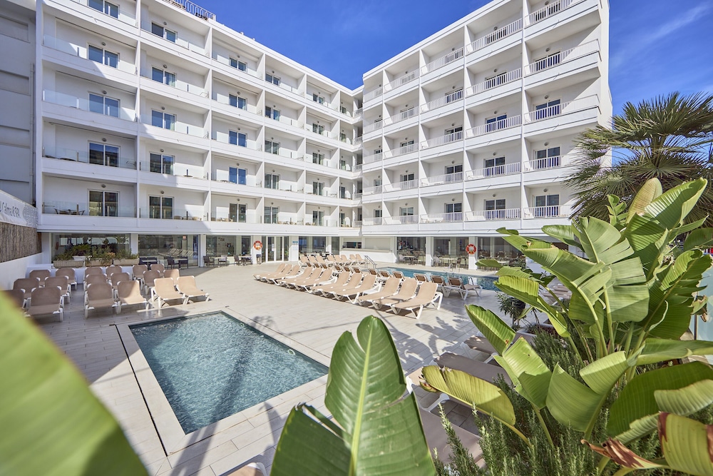 Hotel Ilusion Calma And Spa 58/61