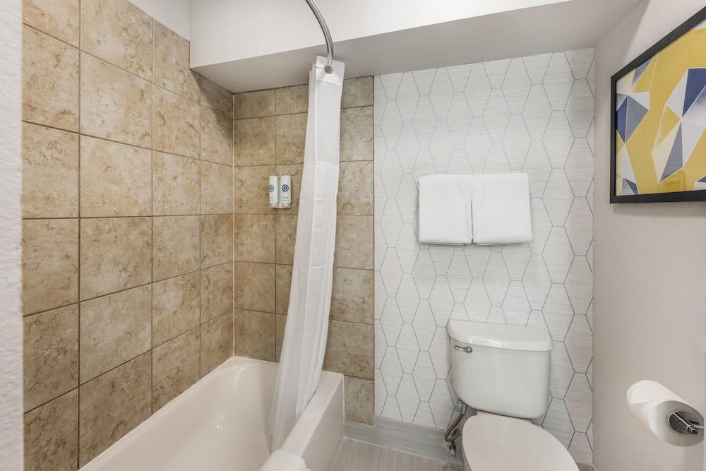 جناح بسرير كينج لذوي الإعاقة، Comfort Suites Albuquerque/North Journal Center 8/10