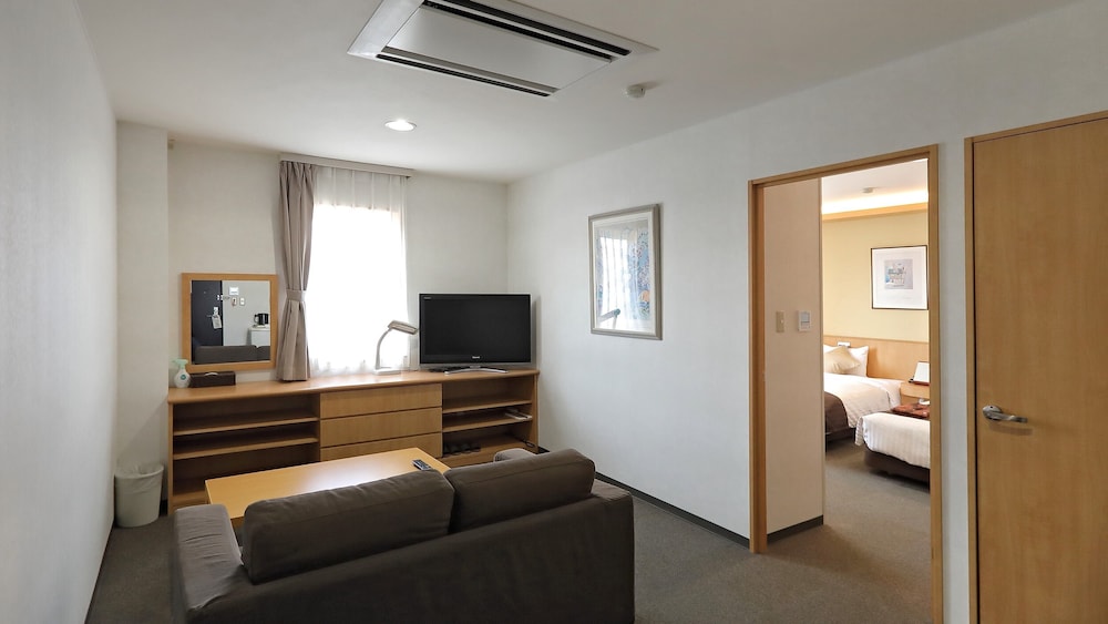 Hotel Annex Inn 33/68