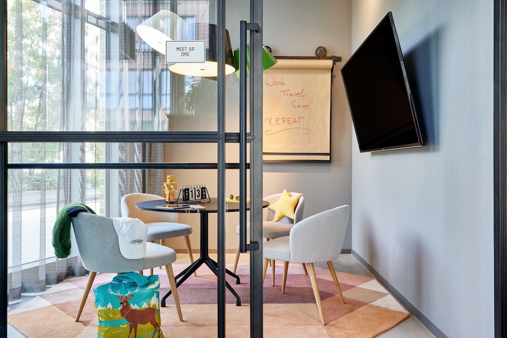 Moxy Cologne Muelheim 17/27