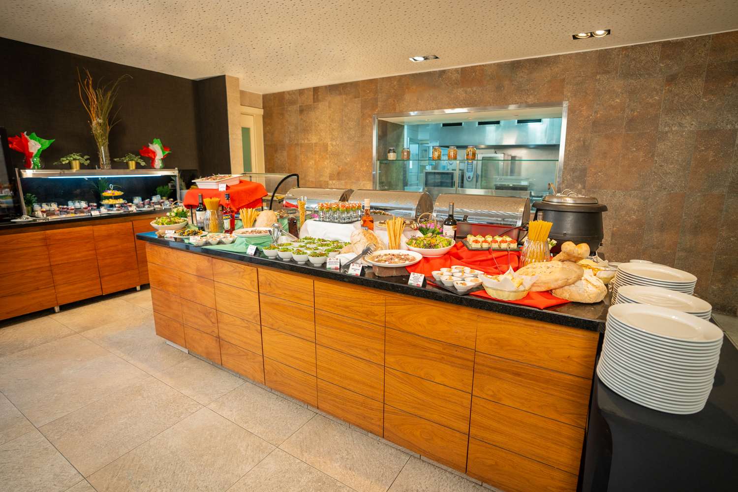 restaurant cafeteria