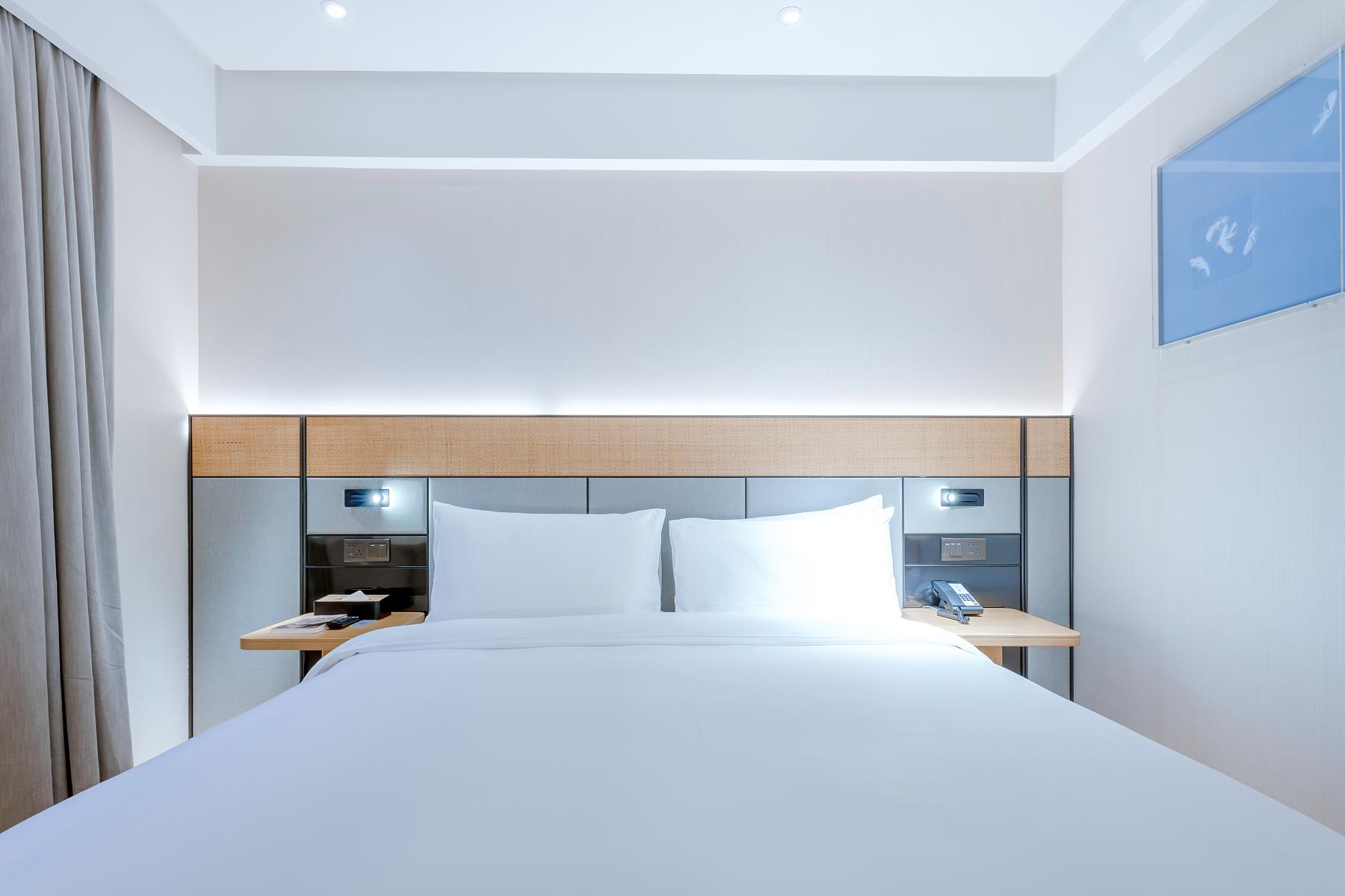 Ji Hotel Xiamen Airport District Government 14/25