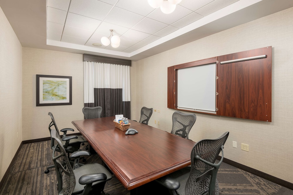 Hilton Garden Inn Silver Spring White Oak 46/51