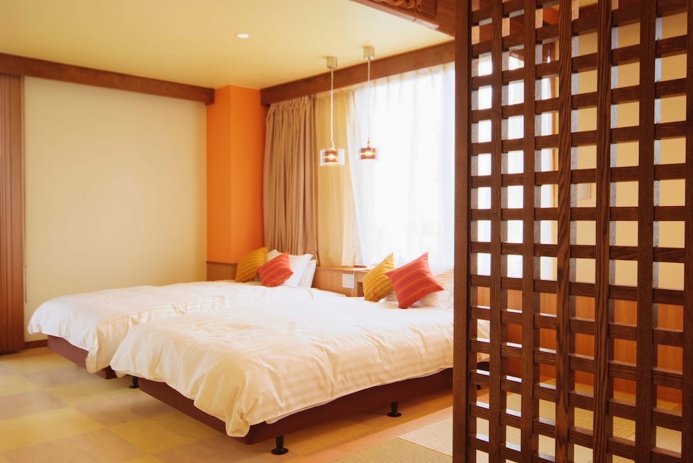 Hotel Sun Palace Kyuyokan 30/72