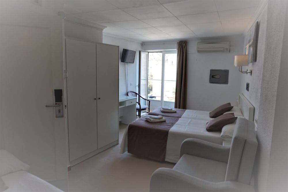 Hotel Hermes 13/24