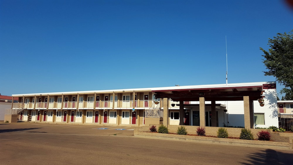 Plains Motel 6/45