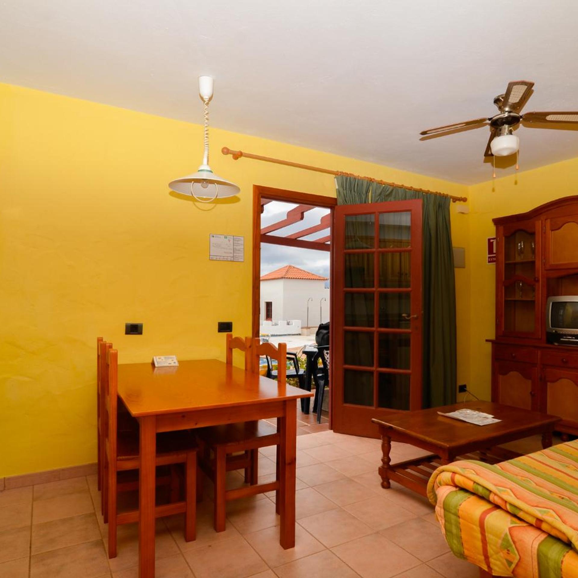 Castillo Beach Bungalows 46/60