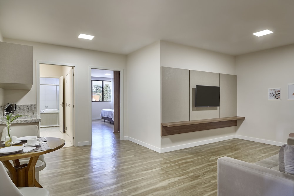 Lefel Hotel 32/46