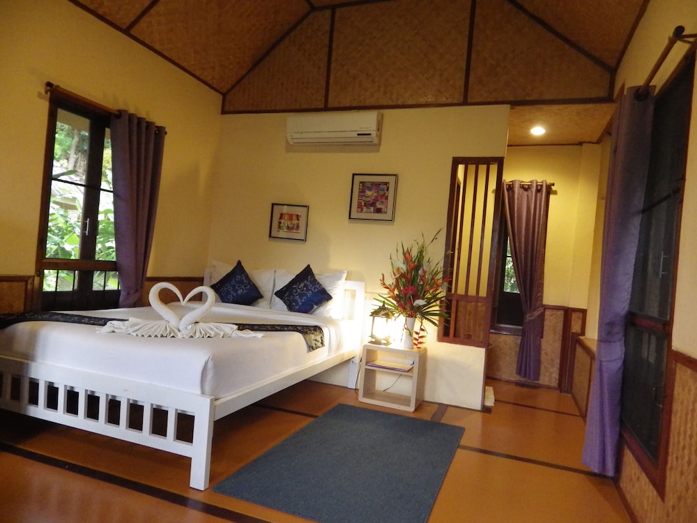 PURA VIDA PAI RESORT 26/65