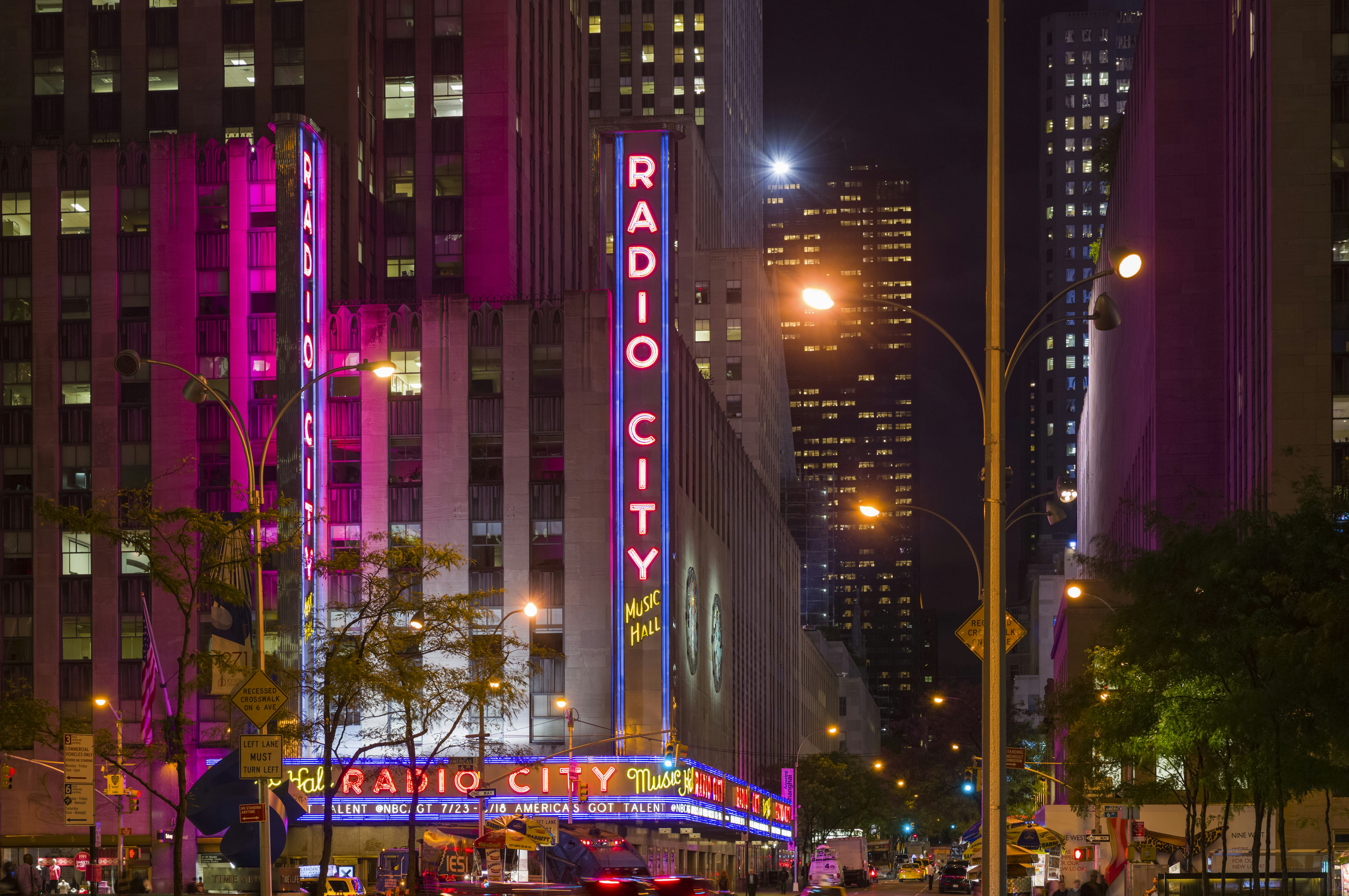 Holiday Inn Express New York City Times Square 6/55
