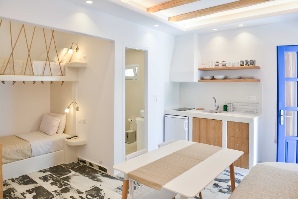 Dedalos Studios Naxos 22/50