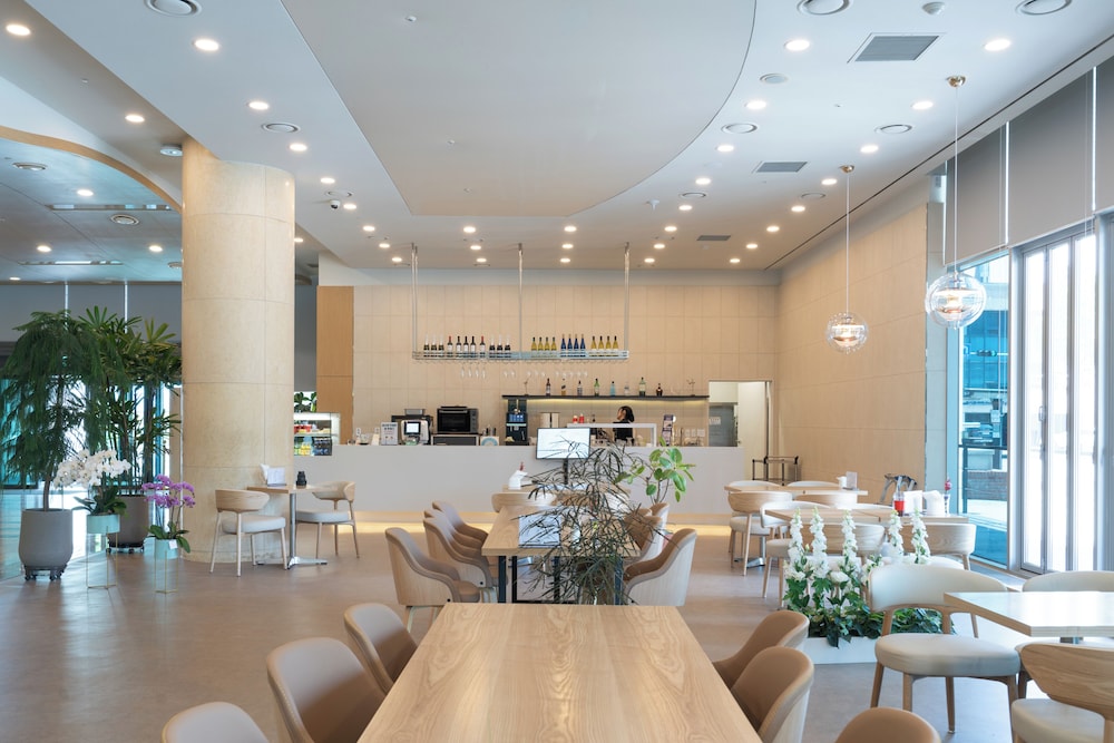 Harbor Park Hotel 42/51
