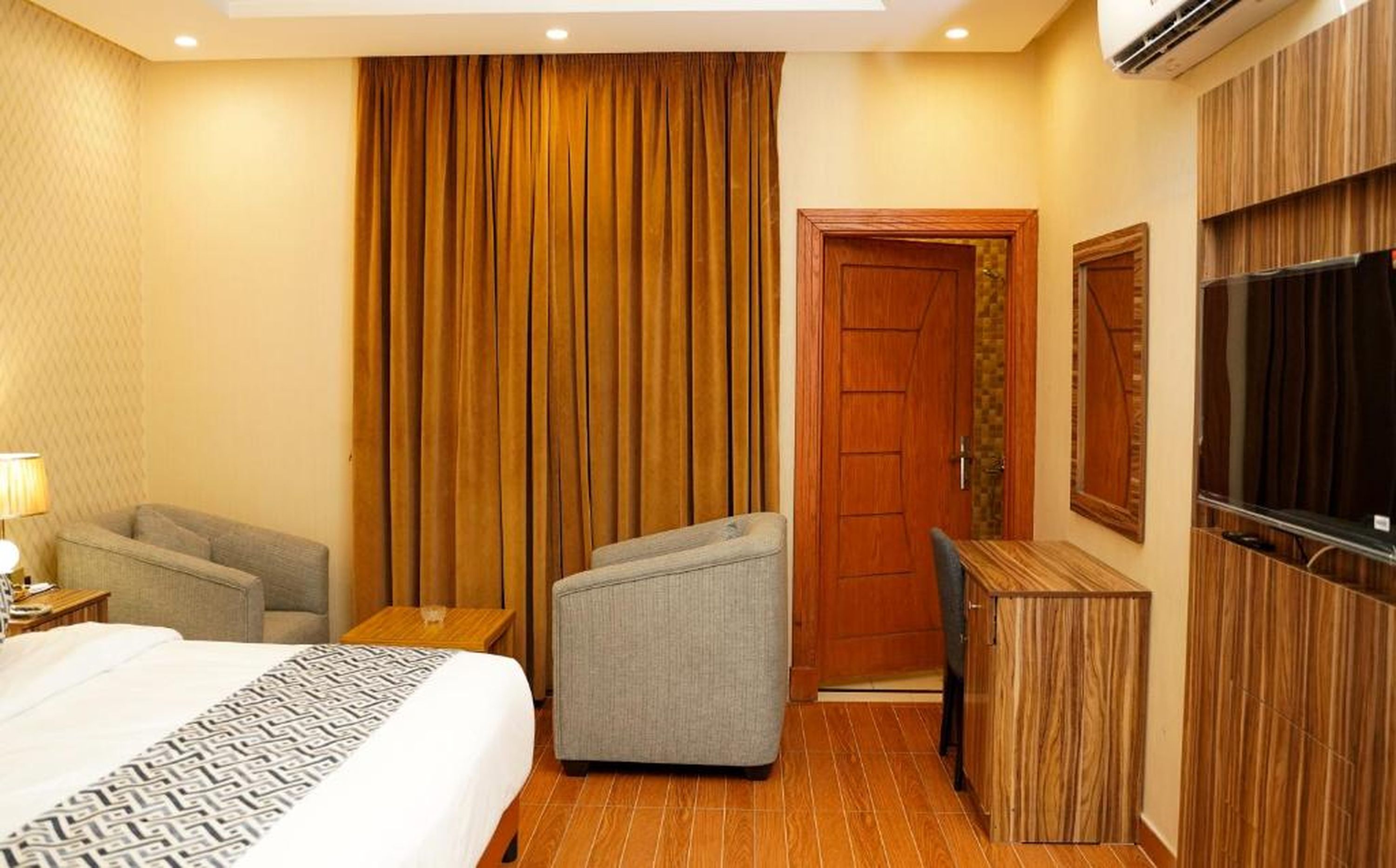 Palette Luxury Credit Hotel 42/60